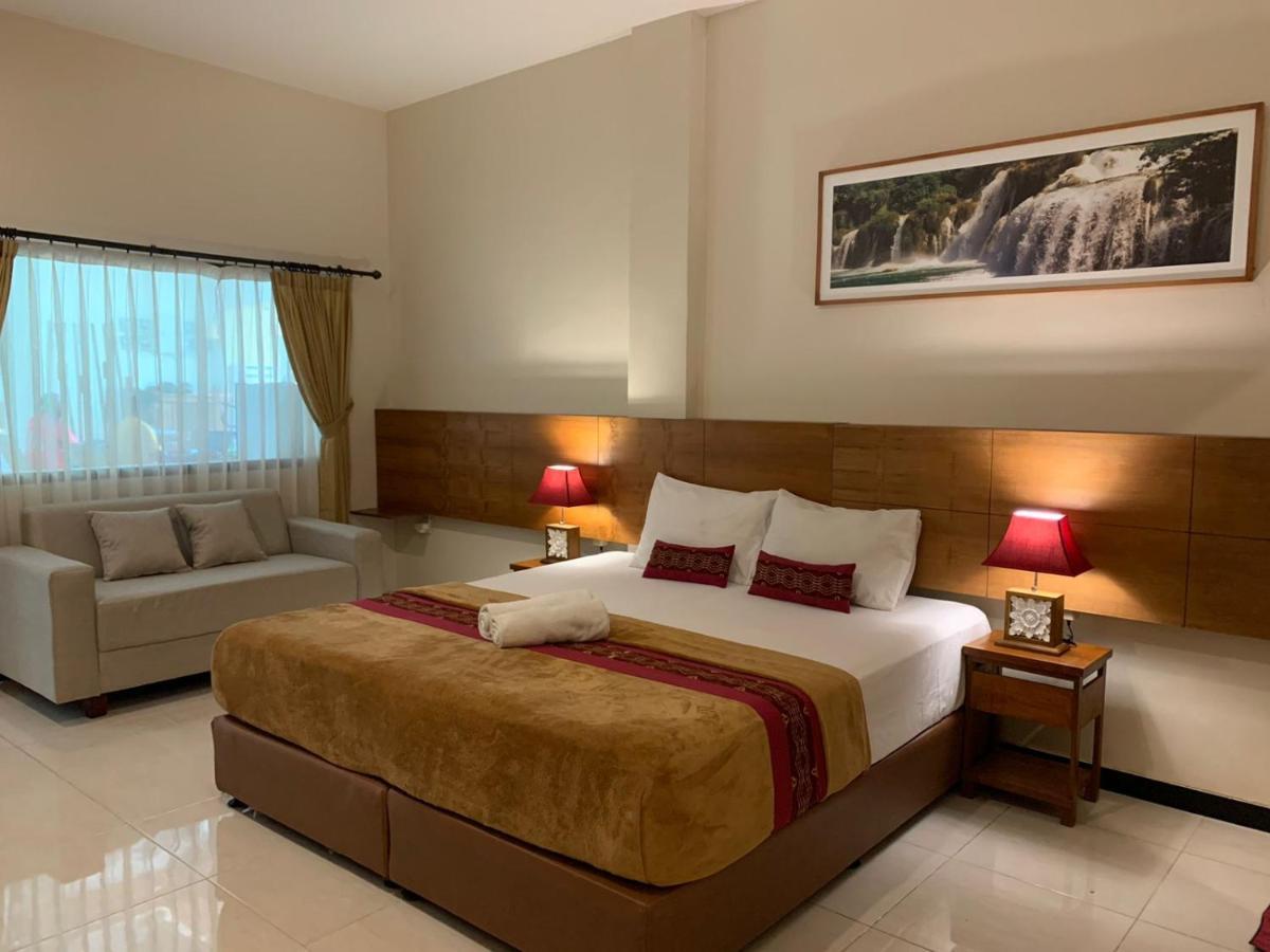 Kuta Suci Beach Hotel Exterior foto