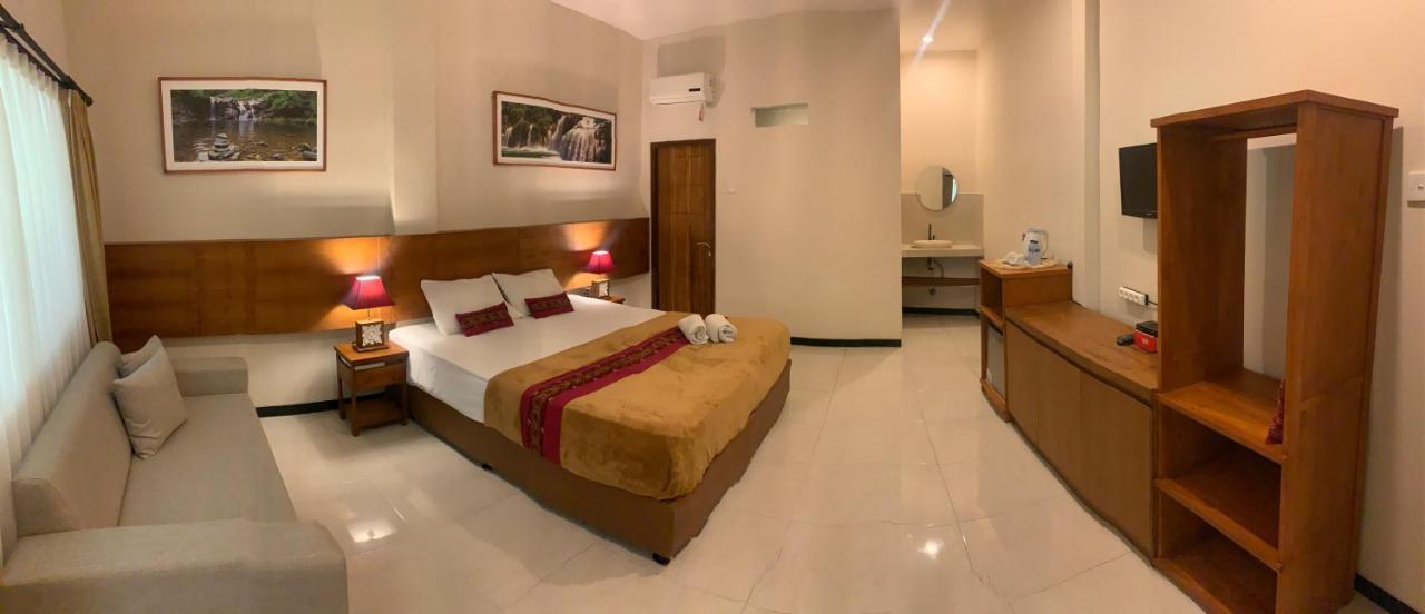 Kuta Suci Beach Hotel Exterior foto