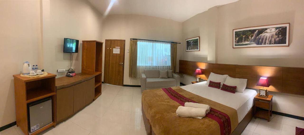 Kuta Suci Beach Hotel Exterior foto