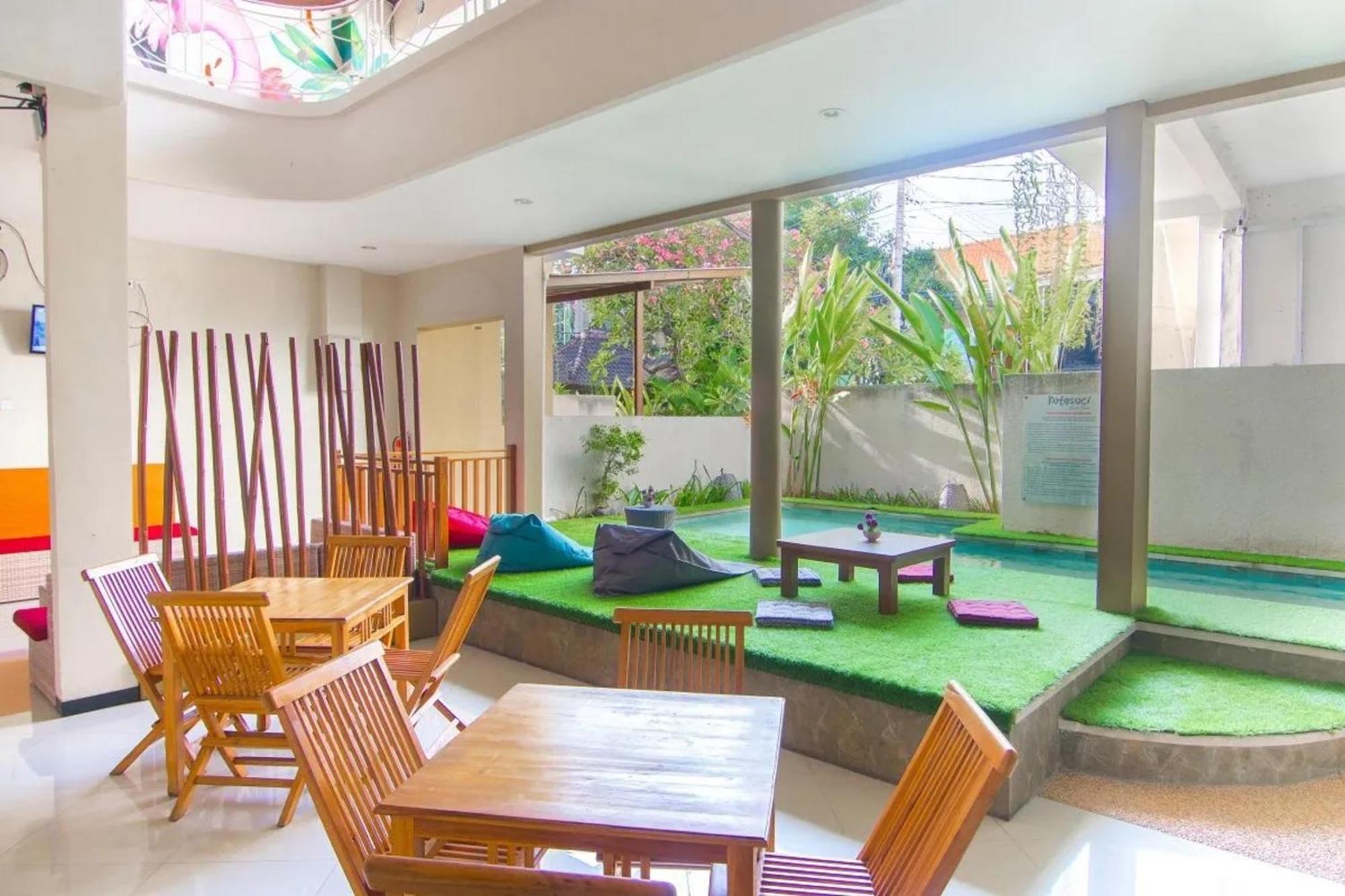Kuta Suci Beach Hotel Exterior foto