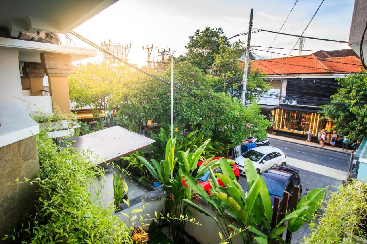 Kuta Suci Beach Hotel Exterior foto