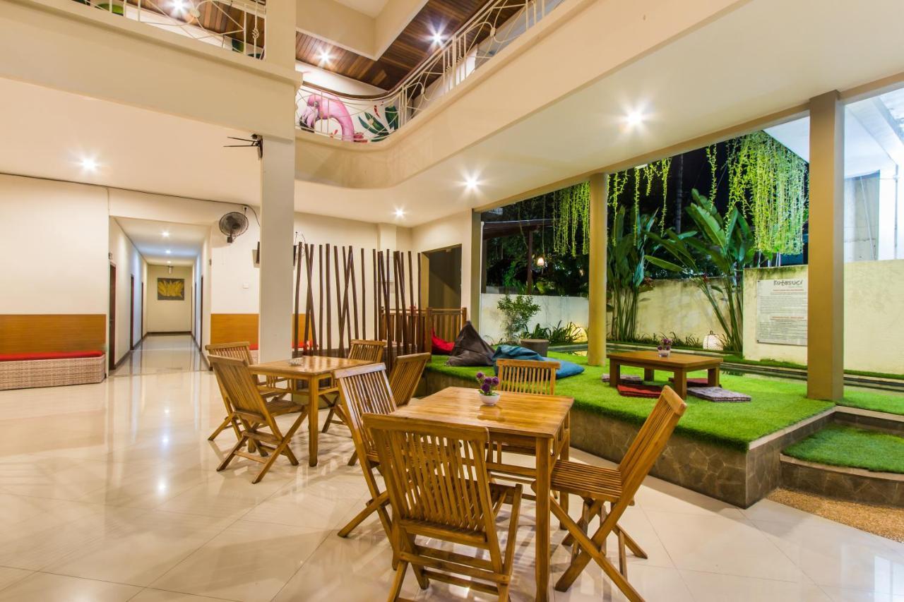 Kuta Suci Beach Hotel Exterior foto